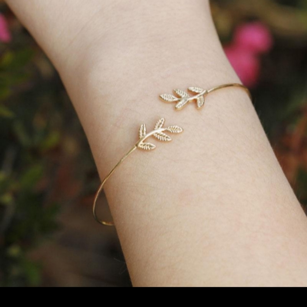 *Sale*2 Leaf Bangle Bracelet Set - Picture 3 of 4